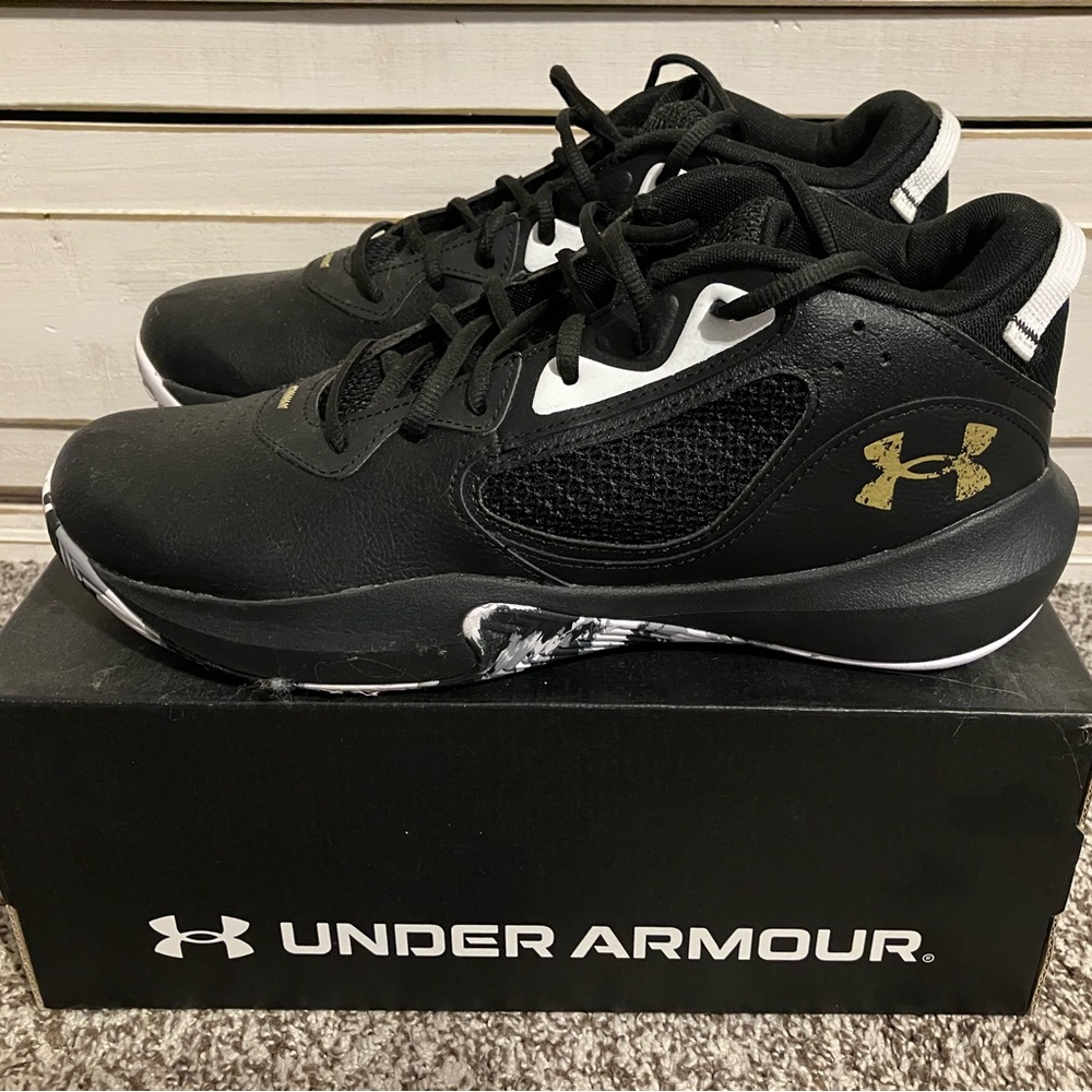 Under Armour Black Basketball Shoes
